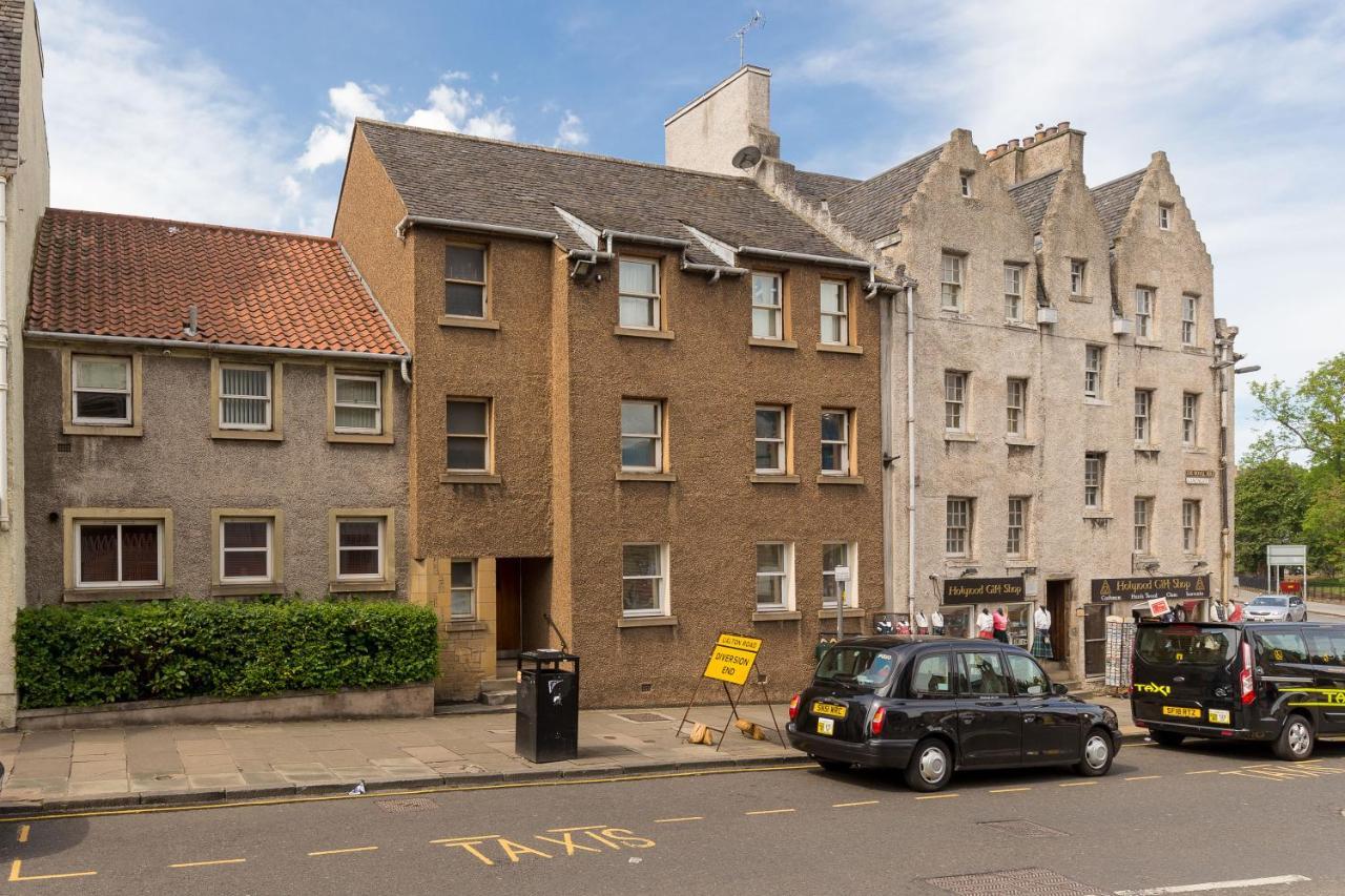 Stunning 1 Bed At Holyrood Palace & Arthurs Seat Edinburgh Exterior photo